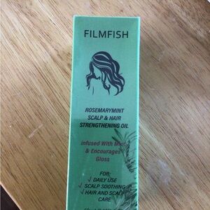 Rosemary Mint Scalp & Hair Strengthening Oil - Green